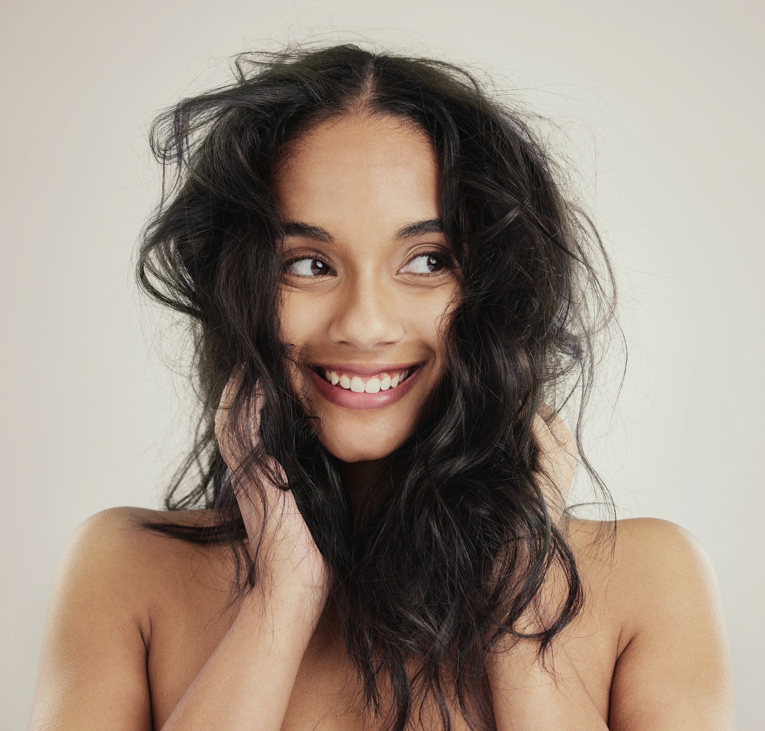 Long-haired model from the Floland brand catalogue
